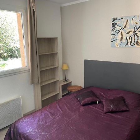 Le Voilier. Honfleur T2 Dans Residence Avec Piscine Équemauville Exterior foto